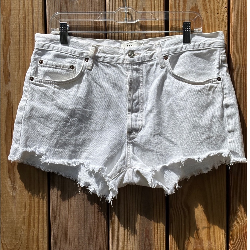AGOLDE Parker White Jean Shorts Size 30 Distressed Raw Hem Summer Minimalist - Picture 3 of 6